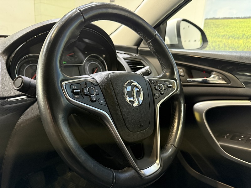 Used Vauxhall Insignia 2015 for sale - 76193967: Photo 44