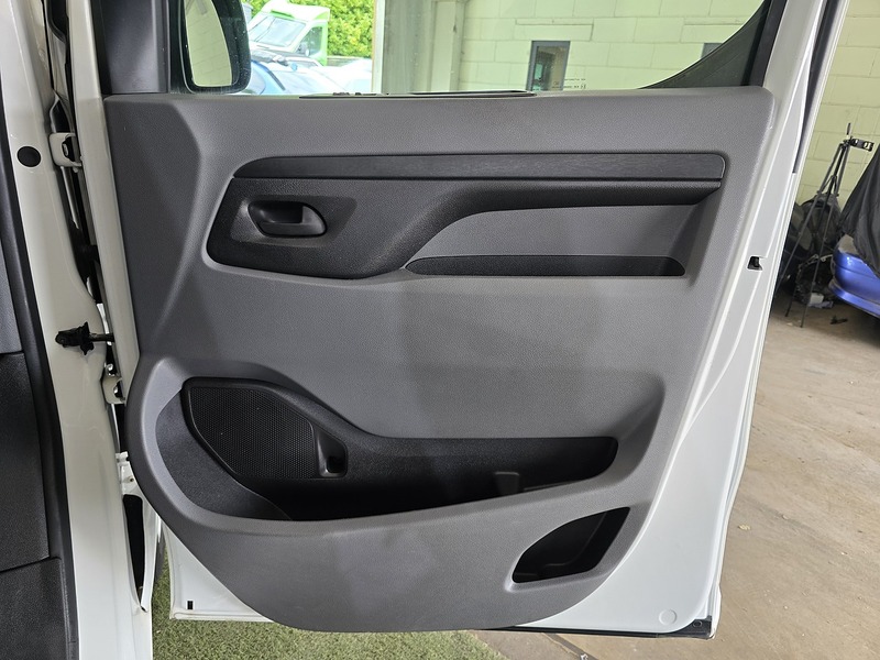 Used Vauxhall Vivaro 2020 for sale - 76194025: Photo 14