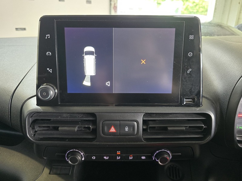 Vehicle 28
