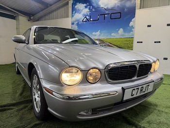 Used Jaguar XJ 2003 for sale - 77258891: Photo