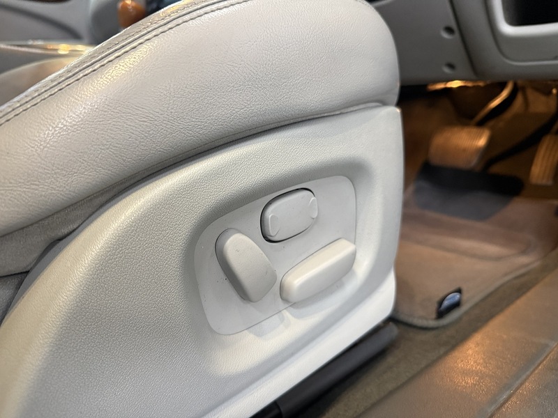 Used Jaguar XJ 2003 for sale - 77258891: Photo 26