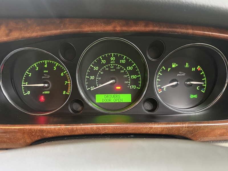 Used Jaguar XJ 2003 for sale - 77258891: Photo 32