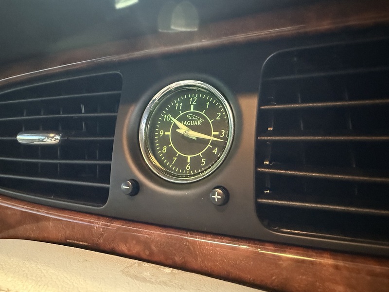 Used Jaguar XJ 2003 for sale - 77258891: Photo 34