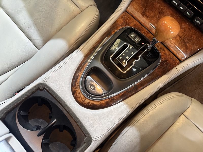 Used Jaguar XJ 2003 for sale - 77258891: Photo 36