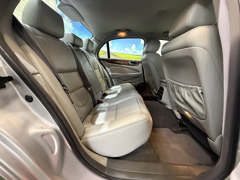 Used Jaguar XJ 2003 for sale - 77258891: Photo 41