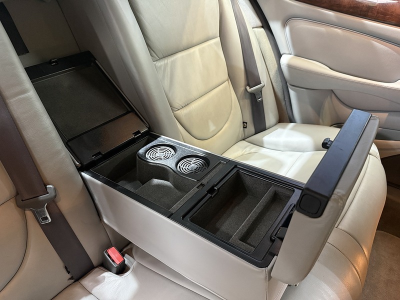 Used Jaguar XJ 2003 for sale - 77258891: Photo 44