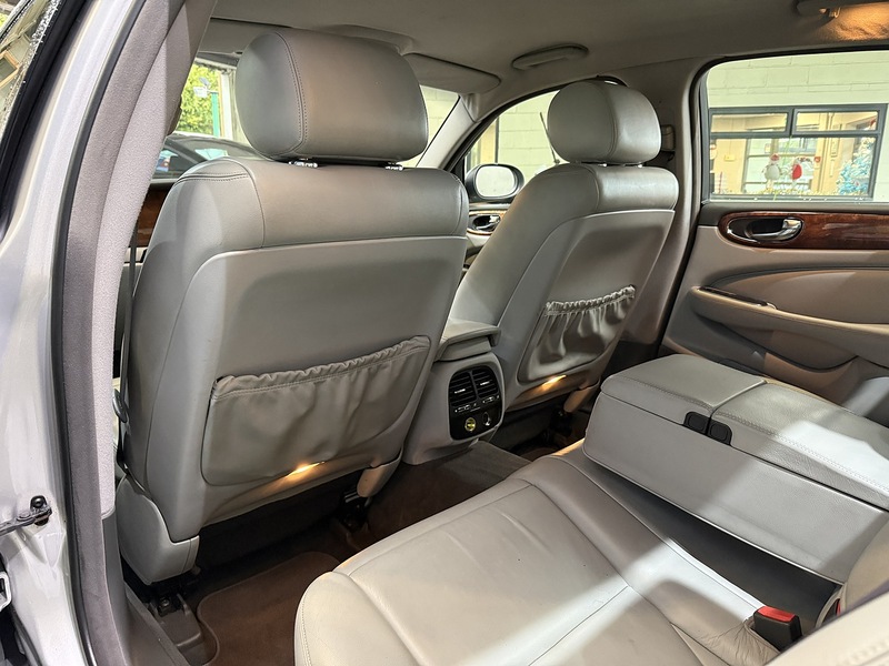 Used Jaguar XJ 2003 for sale - 77258891: Photo 53