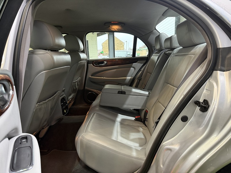 Used Jaguar XJ 2003 for sale - 77258891: Photo 54