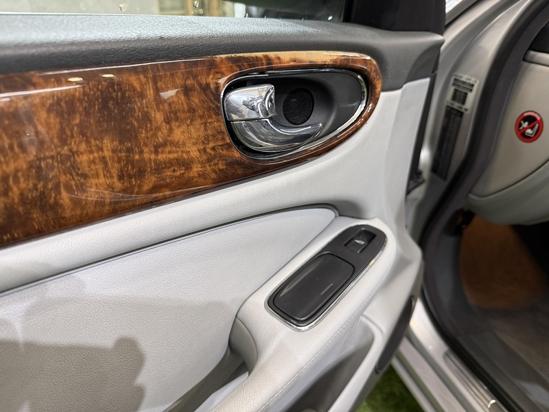 Used Jaguar XJ 2003 for sale - 77258891: Photo 56