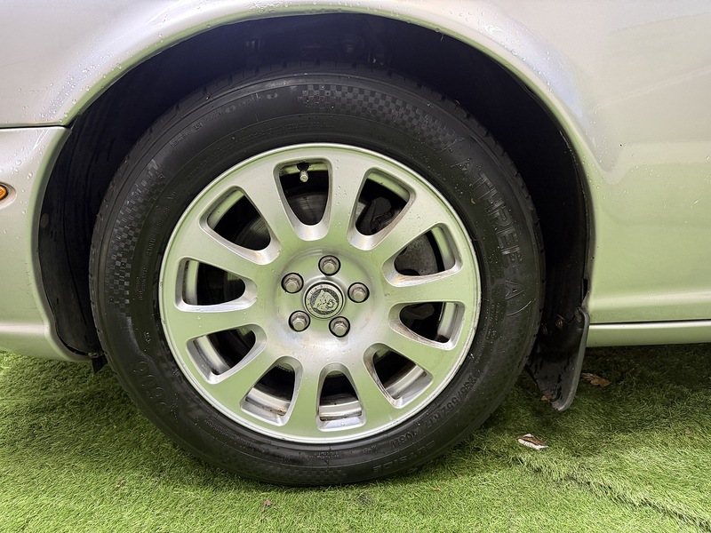 Used Jaguar XJ 2003 for sale - 77258891: Photo 6