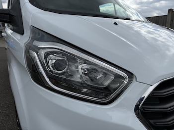 Used Ford Transit Custom 2023 for sale - 78316123: Photo