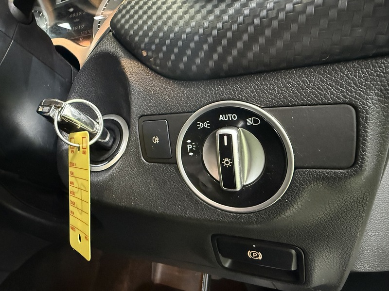 Used Mercedes-Benz A-Class 2013 for sale - 77258856: Photo 33