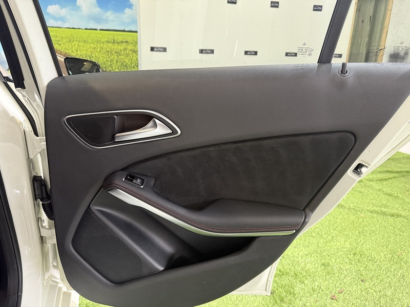 Used Mercedes-Benz A-Class 2013 for sale - 77258856: Photo 36