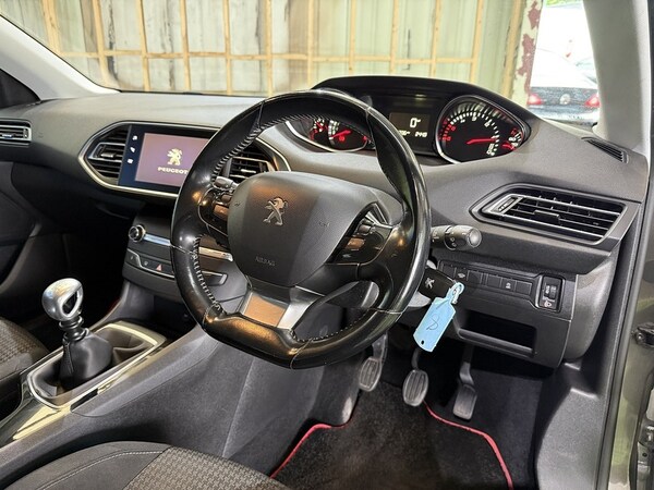 Used Peugeot 308 2017 for sale - 76193996: Photo 20