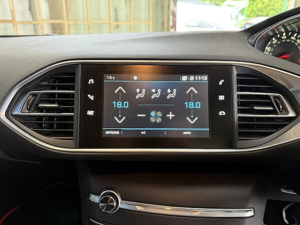 Used Peugeot 308 2017 for sale - 76193996: Photo 25