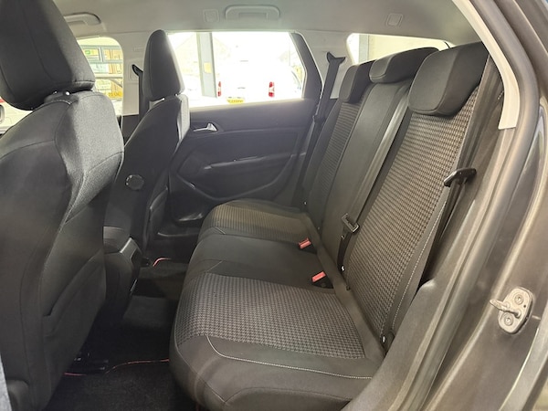 Used Peugeot 308 2017 for sale - 76193996: Photo 41