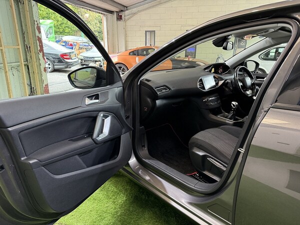 Used Peugeot 308 2017 for sale - 76193996: Photo 45