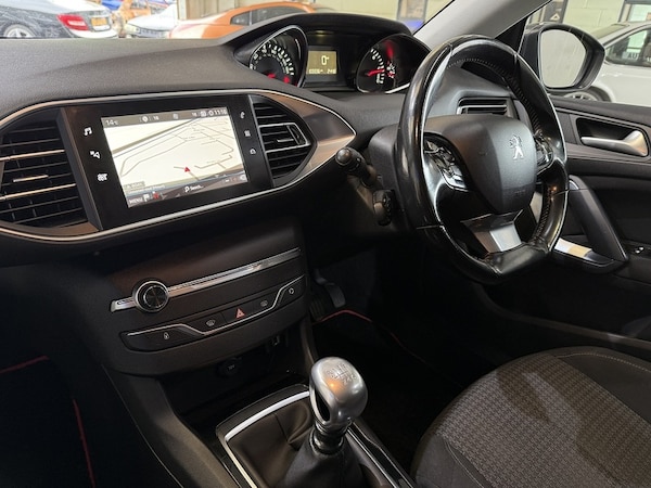 Used Peugeot 308 2017 for sale - 76193996: Photo 50
