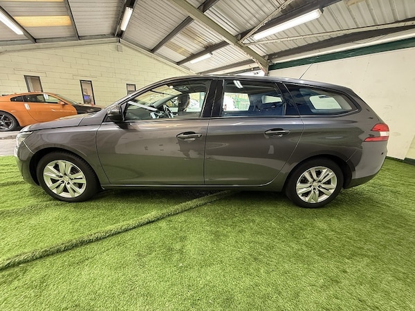 Used Peugeot 308 2017 for sale - 76193996: Photo 8
