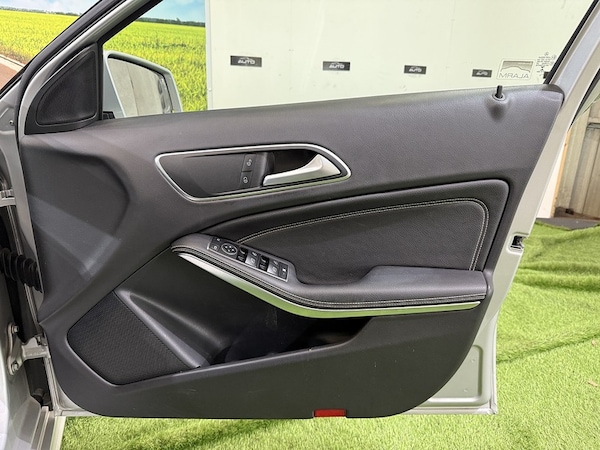Used Mercedes-Benz A-Class 2015 for sale - 76193975: Photo 14