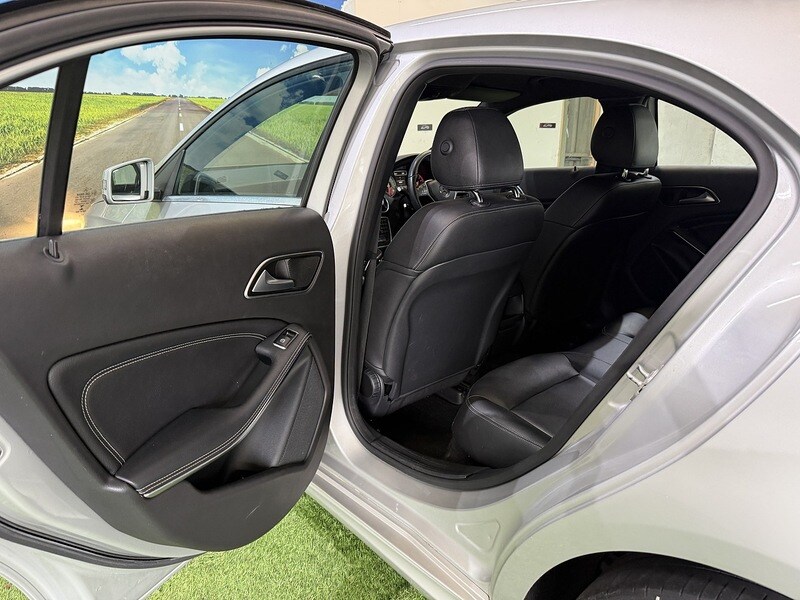 Used Mercedes-Benz A-Class 2015 for sale - 76193975: Photo 34