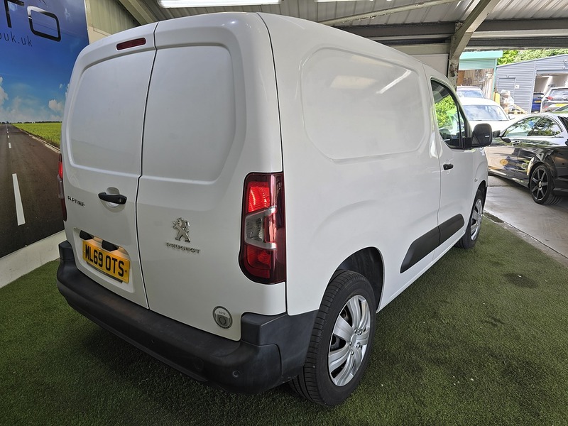 Used Peugeot Partner 2019 for sale - 76194018: Photo 10