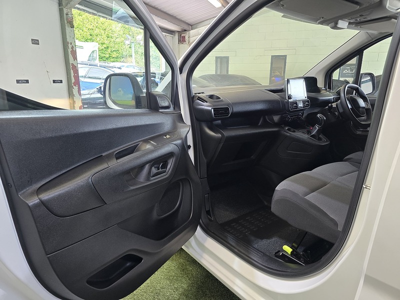 Used Peugeot Partner 2019 for sale - 76194018: Photo 32