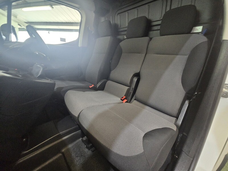 Used Peugeot Partner 2019 for sale - 76194018: Photo 37
