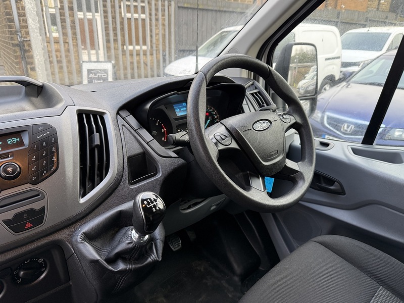 Used Ford Transit 2019 for sale - 77258871: Photo 37