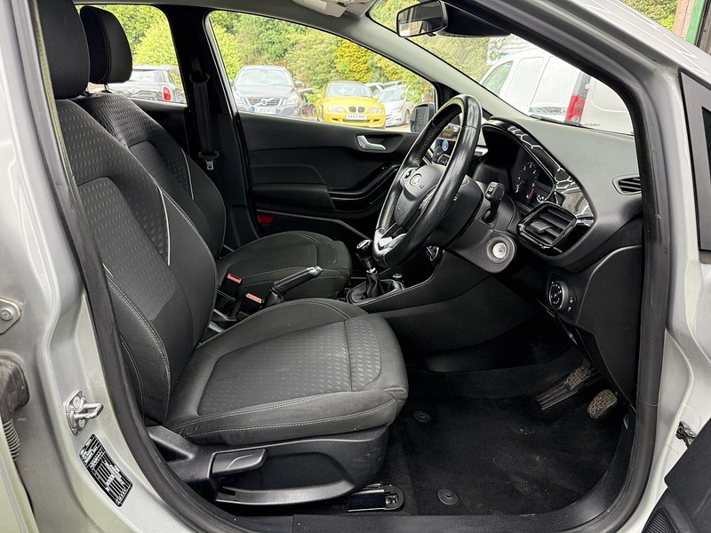 Used Ford Fiesta 2017 for sale - 76193932: Photo 20