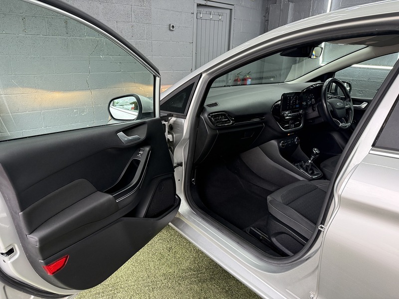 Used Ford Fiesta 2017 for sale - 76193932: Photo 35