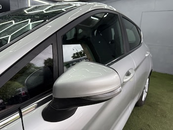 Used Ford Fiesta 2017 for sale - 76193932: Photo 3