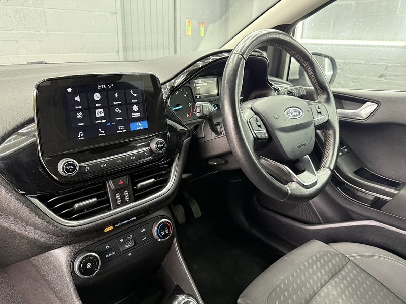 Used Ford Fiesta 2017 for sale - 76193932: Photo 41