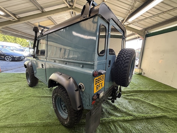 Used Land Rover Defender 90 1985 for sale - 76193973: Photo 13