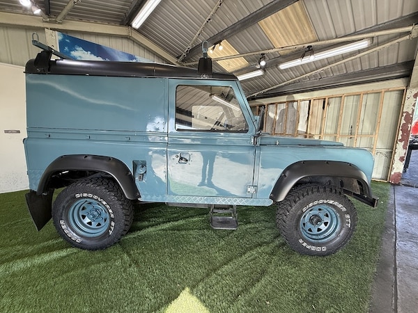 Used Land Rover Defender 90 1985 for sale - 76193973: Photo 22