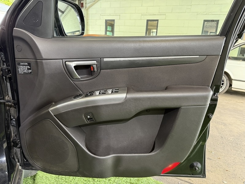 Used Hyundai Santa Fe 2010 for sale - 76194006: Photo 16
