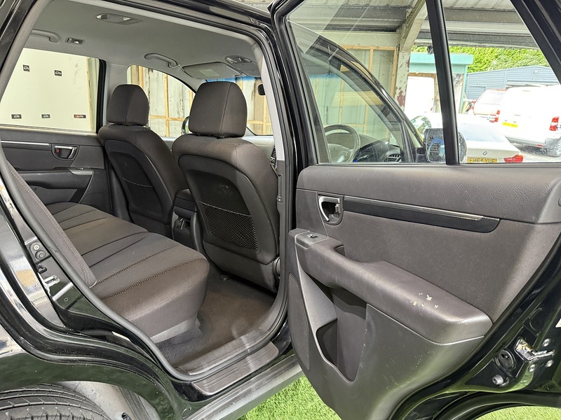 Used Hyundai Santa Fe 2010 for sale - 76194006: Photo 25