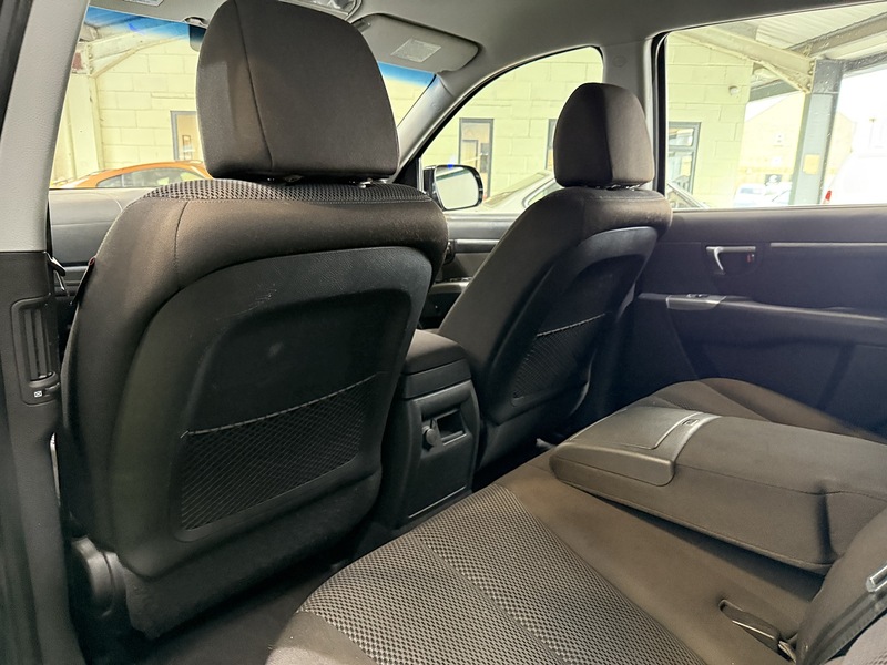 Used Hyundai Santa Fe 2010 for sale - 76194006: Photo 34