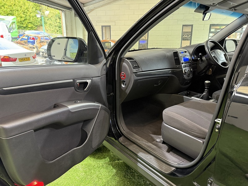 Used Hyundai Santa Fe 2010 for sale - 76194006: Photo 38