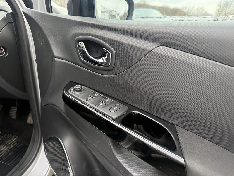 Used Renault Captur 2015 for sale - 77258926: Photo 14