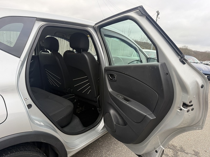 Used Renault Captur 2015 for sale - 77258926: Photo 27