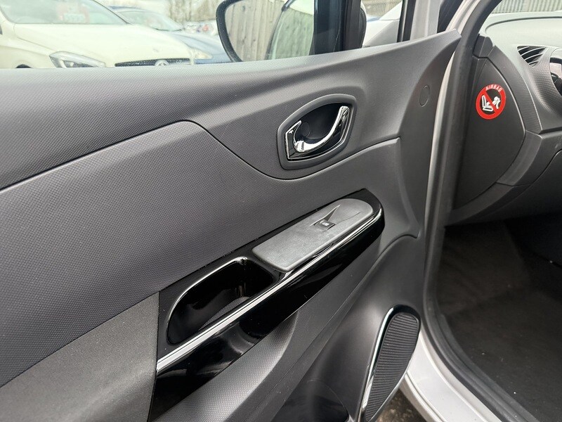 Used Renault Captur 2015 for sale - 77258926: Photo 37