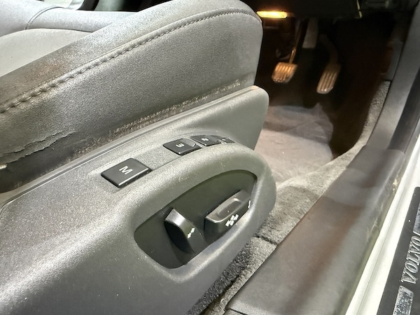 Used Volvo V70 2010 for sale - 76193992: Photo 20