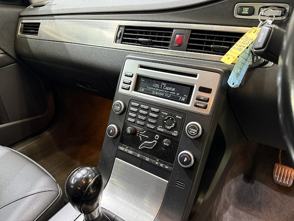 Used Volvo V70 2010 for sale - 76193992: Photo 22