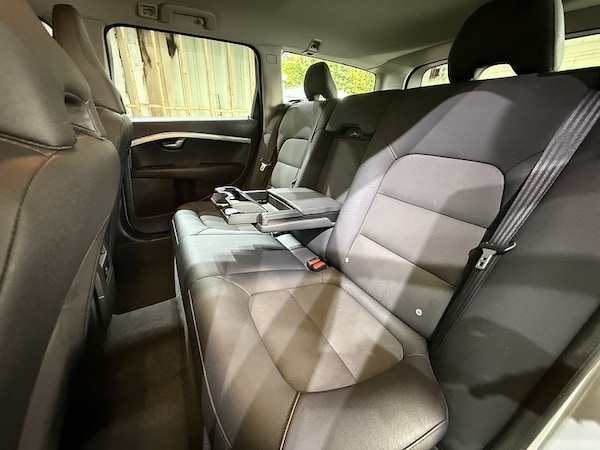 Used Volvo V70 2010 for sale - 76193992: Photo 39
