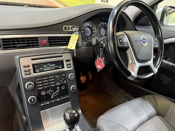 Used Volvo V70 2010 for sale - 76193992: Photo 52