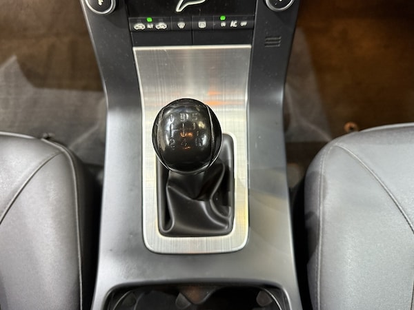 Used Volvo V70 2010 for sale - 76193992: Photo 56