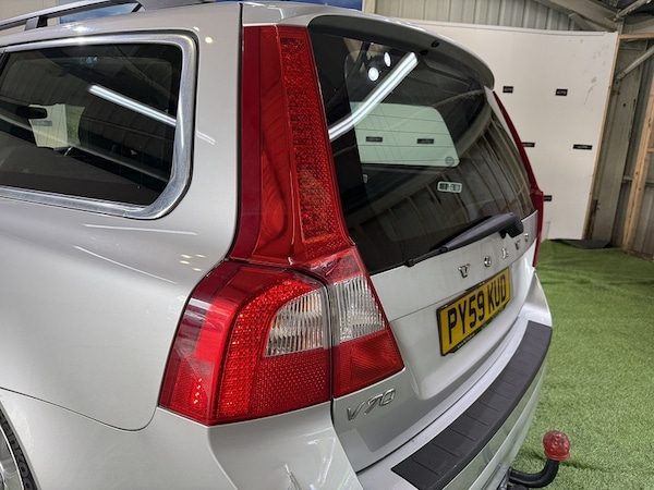 Used Volvo V70 2010 for sale - 76193992: Photo 59