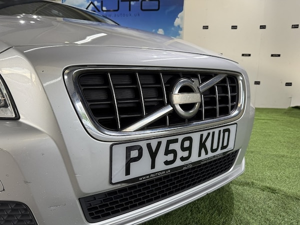Used Volvo V70 2010 for sale - 76193992: Photo 5