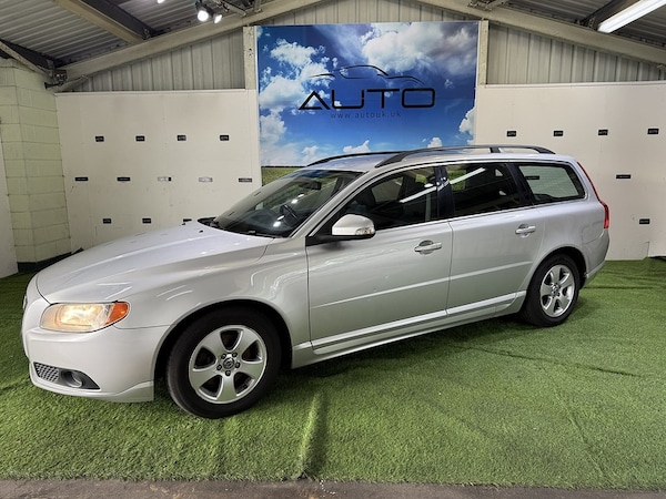 Used Volvo V70 2010 for sale - 76193992: Photo 62